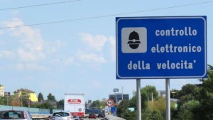 Autovelox, tragedia all'italiana